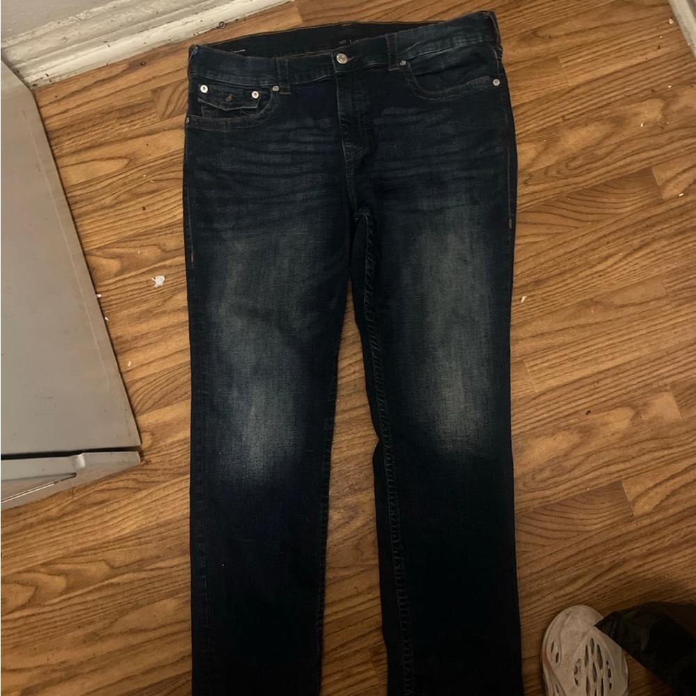 i am selling my true religion pants and im selling it for 70 dollars